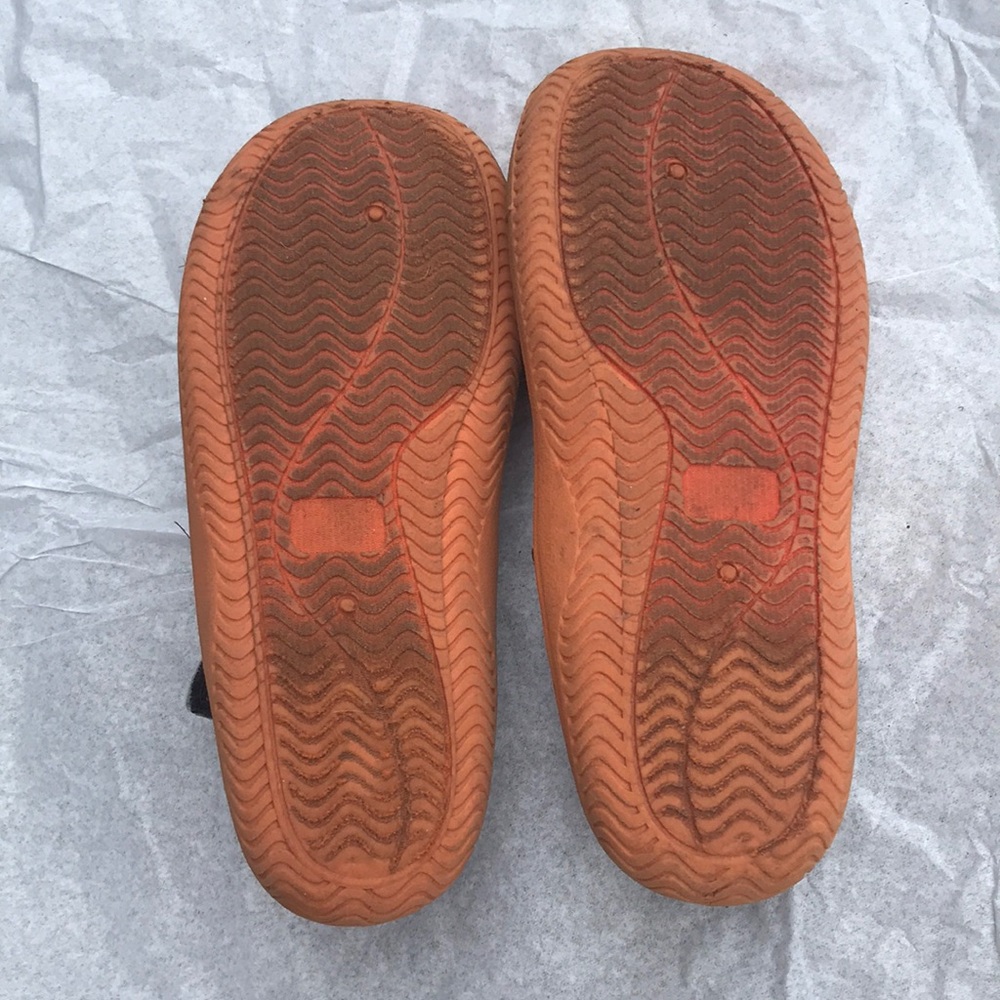 Op Kids water shoes size XL (11-12) - Picture 3 of 5
